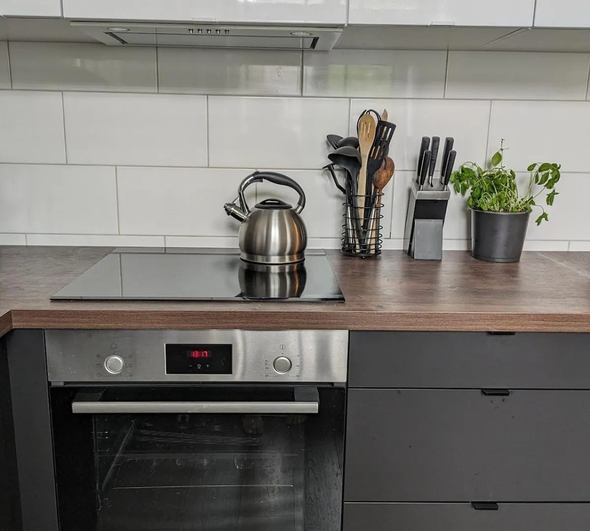 Spacious 2-Bedroom Apartment Near City Center Berlin Deutschland