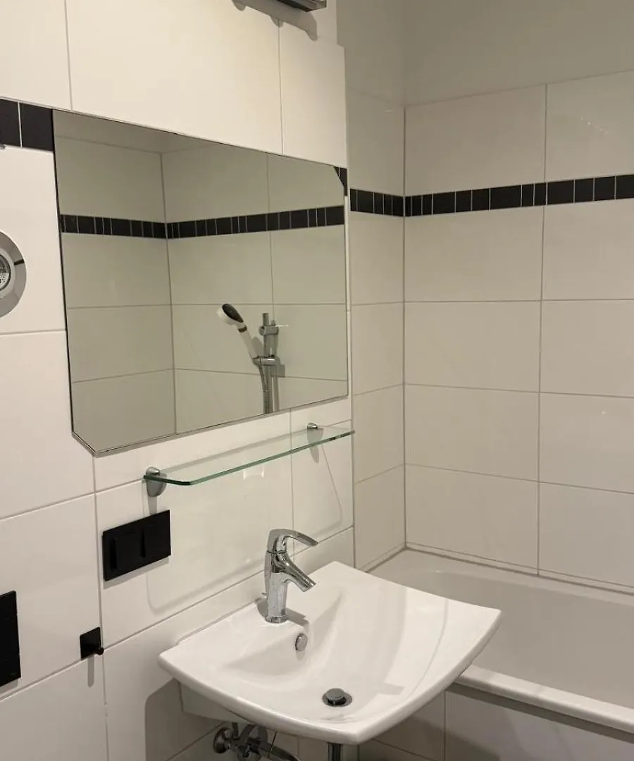 Spacious 2-Bedroom Apartment Near City Center Berlin